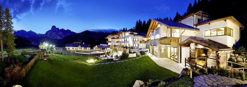 Hotel Costes Corvara In Badia Exterior photo