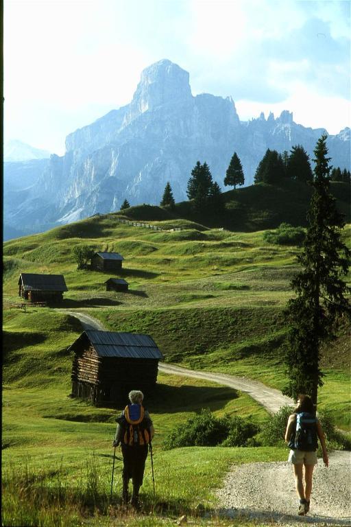 Hotel Costes Corvara In Badia Exterior photo