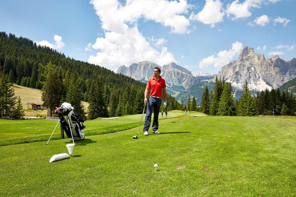 Hotel Costes Corvara In Badia Exterior photo