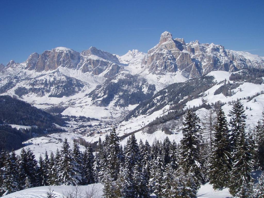 Hotel Costes Corvara In Badia Exterior photo